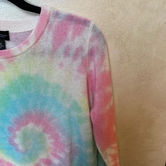 Bloomingdale's Cashmere Tie-Dye Pullover size medium - Picture 4 of 7